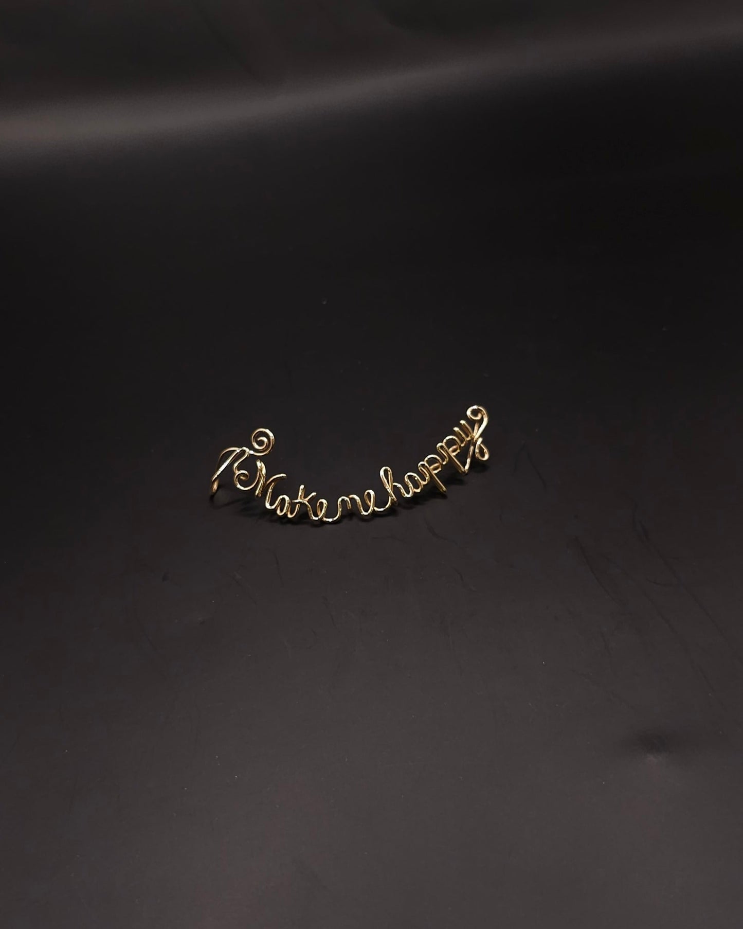 Makes Me Happy – 14K Gold Filled Ear Cuff | Essme