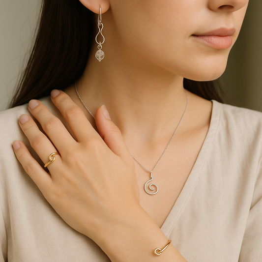 How to Style Wire Jewelry for a Minimal Yet Luxurious Look
