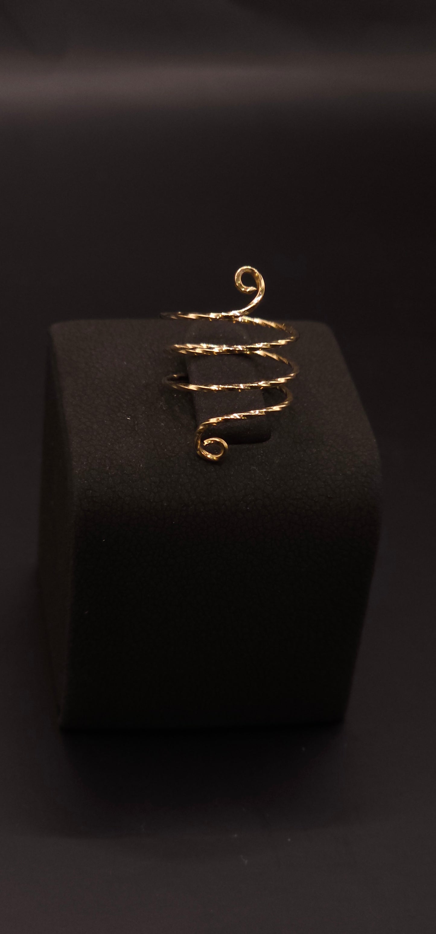 Swirl – 14K Gold Filled Adjustable Ring | Essme